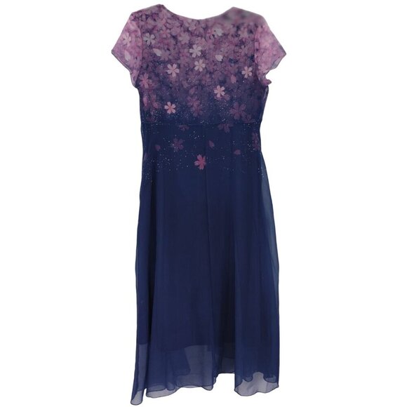 Floral Chiffon V-Neck Dress With Short Sleeves & Zipper Closure - Medium - Picture 6 of 7